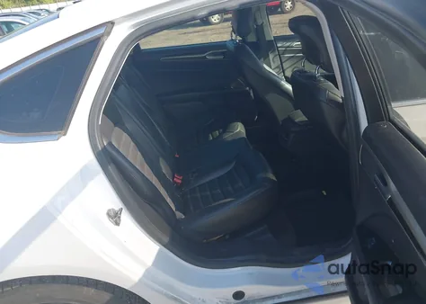 2014 Ford Fusion Se z USA, uszkodzony, nr VIN 3FA6P0H99ER344383